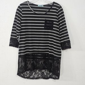 Y2K Selfee Black and White Striped Floral Lace Accent Top Blouse M 3/4 Sleeve